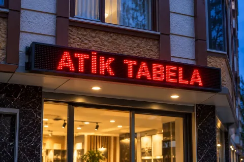 Atik · LED kayan yazı